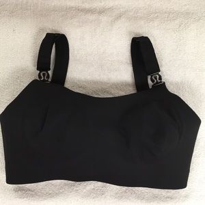 Lululemon NWOT Blk Booby Bracer Bra